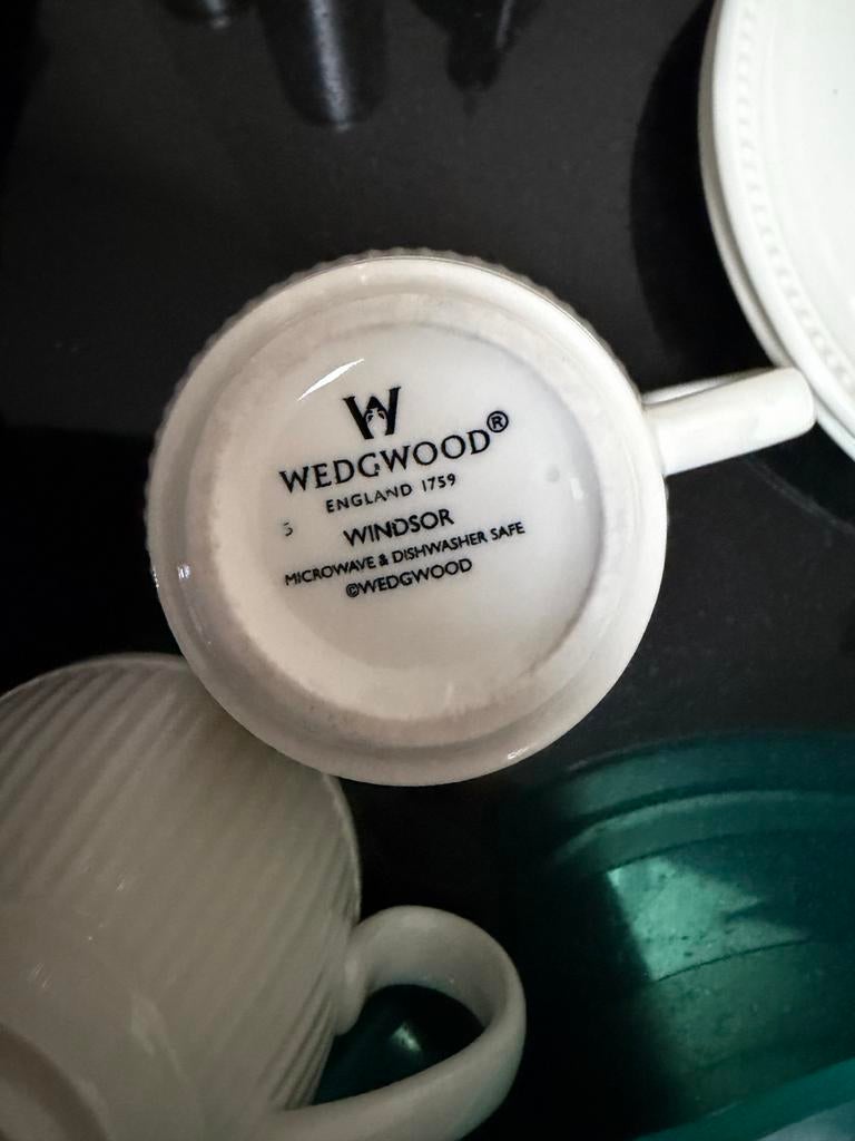 4 Wedgwood Windsor kop en schotels, Gebruikt, Ophalen of Verzenden, Wedgwood, Kop(pen) en/of Schotel(s)