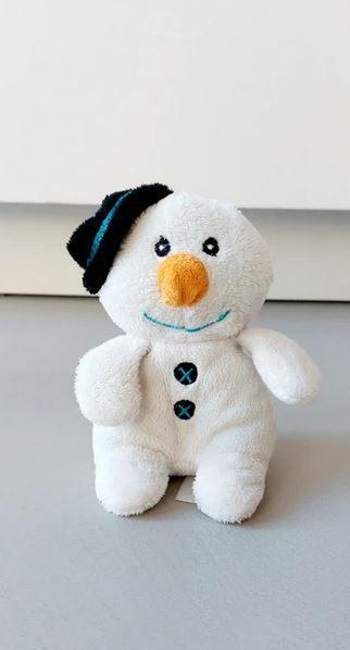 sneeuwpop knuffel 14 cm h en 8 cm b zgan, Overige karakters, Overige typen, Ophalen of Verzenden, Zo goed als nieuw