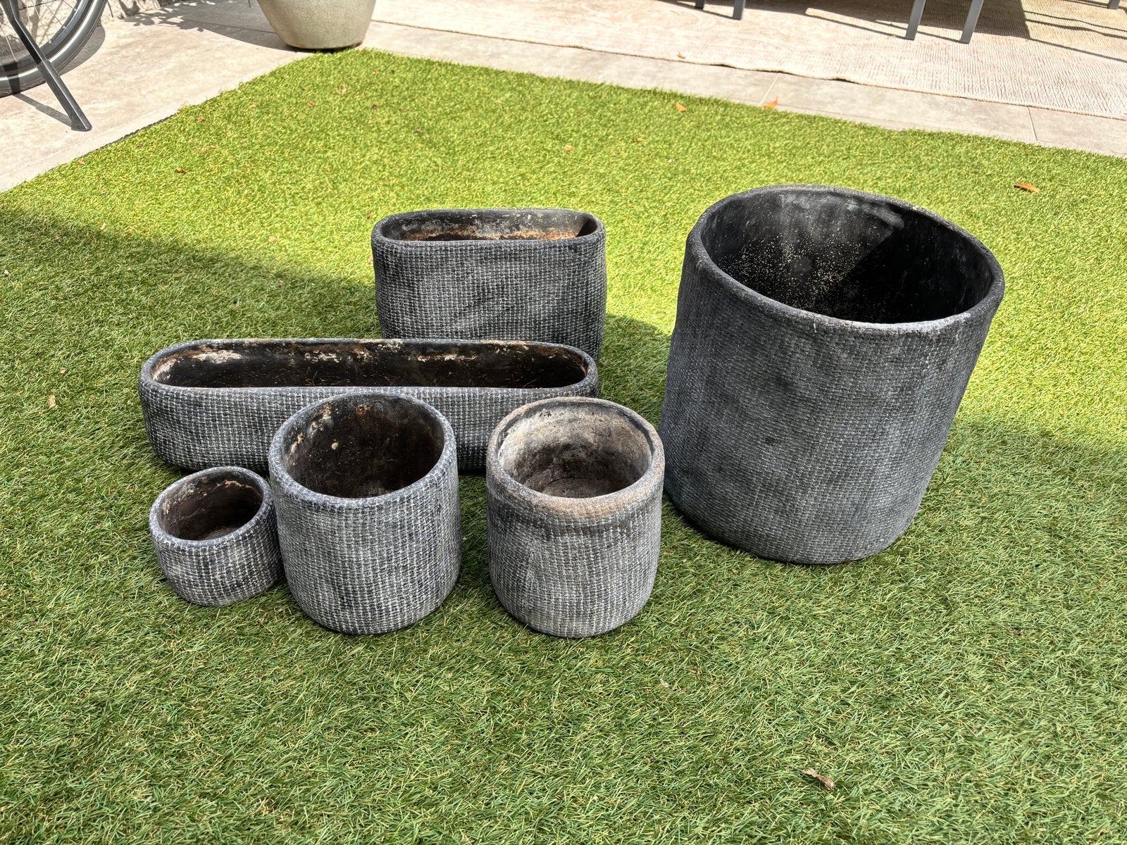 Set van 6 grijze bloempotten en plantenbakken, Ophalen, Overige materialen, Gebruikt, 100 cm of meer