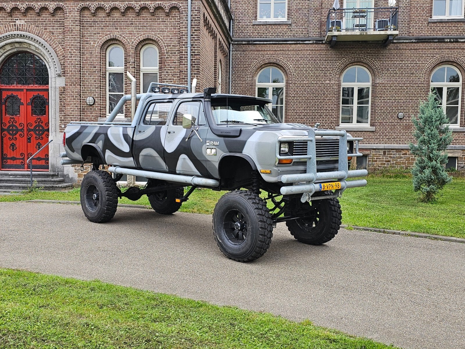 Dodge D350 cruwcab belastingvrij nieuwe apk, Auto's, Automaat, Achterwielaandrijving, Particulier, SUV of Terreinwagen