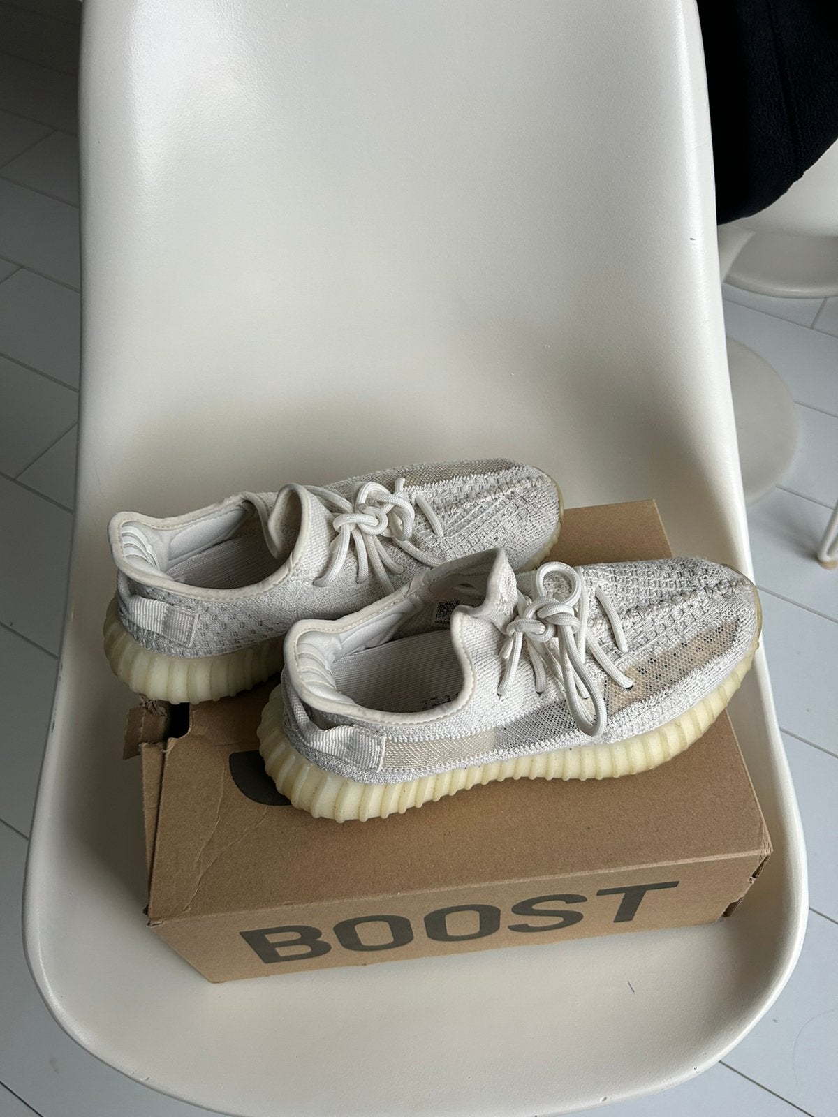 Adidas Yeezy maat 38, Ophalen of Verzenden, Zo goed als nieuw, Sneakers of Gympen