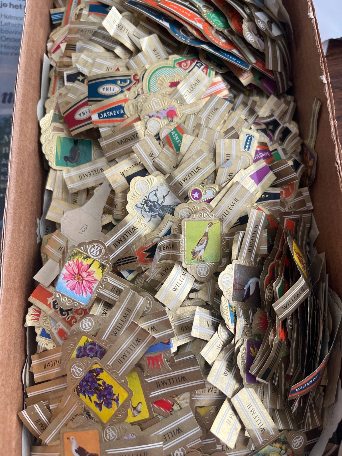 Doos sigarenbandjes Willem II - ca. 3000 stuks, Verzenden, Nieuw, Sigarenbandjes
