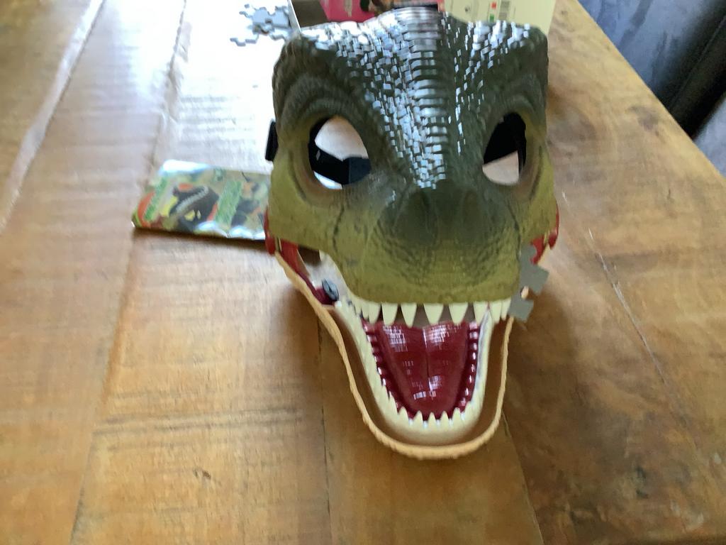 Dino masker met geluid - Nieuw!, Ophalen of Verzenden, Zo goed als nieuw
