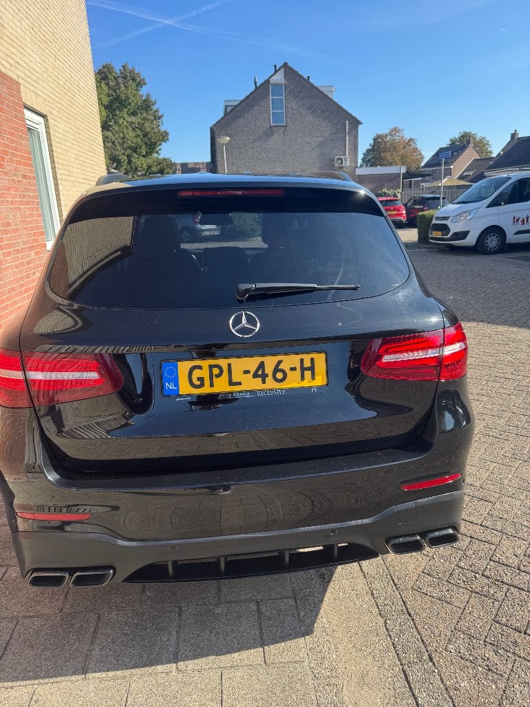 Mercedes-Benz GLC AMG 43 367pk 4MATIC 9G-TRONIC 2016 Zwart, Auto's, Mercedes-Benz, Automaat, Zwart, 367 pk, Leder en Stof