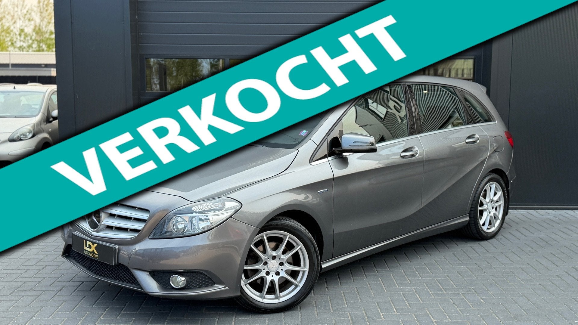 Mercedes-Benz B-klasse 200 Trekhaak|17'LMV, Auto's, Voorwielaandrijving, Euro 5, Gebruikt, 1295 kg