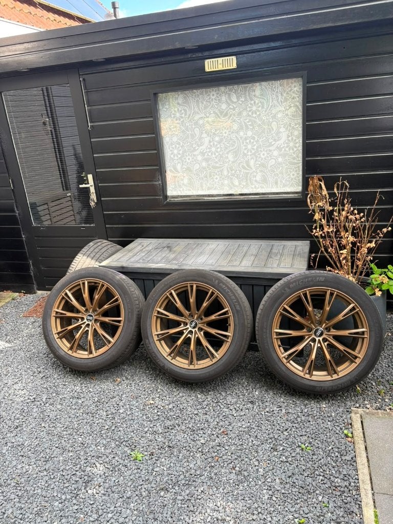 Audi 20 inch lichtmetalen velgen met Michelin zomerbanden, Ophalen, 255 mm, Velg(en), Personenwagen