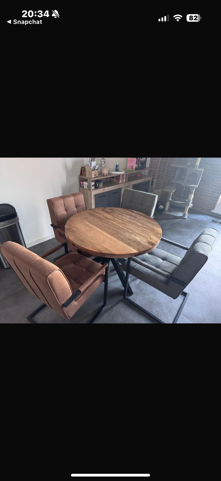 Mooie set ronde tafel plus 4 stoelen, Huis en Inrichting, Tafels | Eettafels, Ophalen of Verzenden, Zo goed als nieuw, Rond, 100 tot 150 cm
