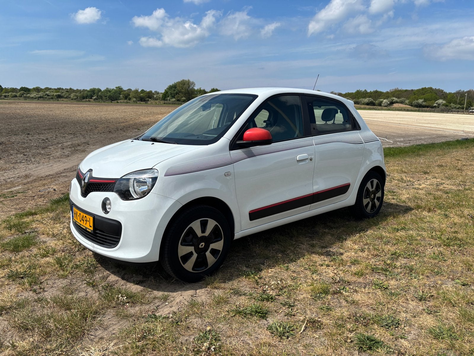 Renault Twingo 1.0 SCE 70 2015 Wit, Auto's, Renault, Particulier, Twingo, Airbags, Airconditioning, Bluetooth, Boordcomputer, Centrale vergrendeling