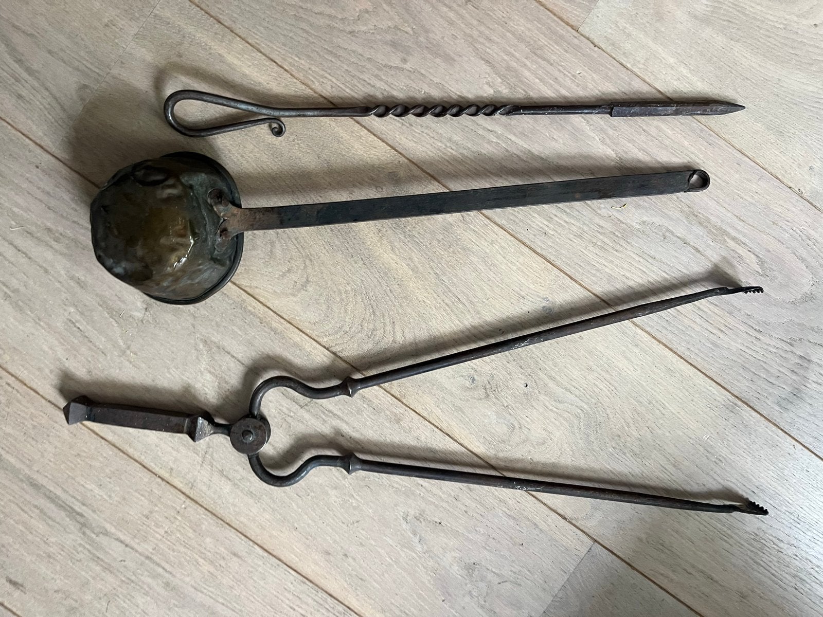 HAARD Antieke haardset: pook, tang en lepel, Ophalen