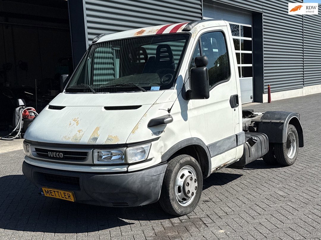 Iveco Daily 35C17 300 BE Trekker, luchtremmen, Auto's, Achterwielaandrijving, Gebruikt, 4 cilinders, Iveco