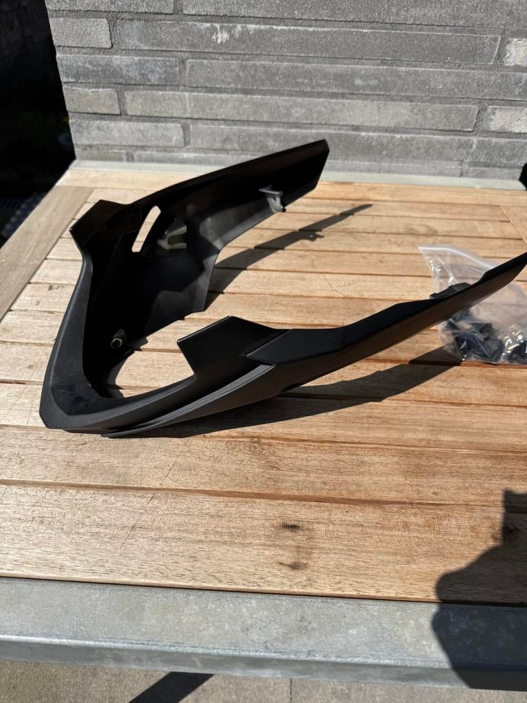 Nieuwe Triumph Street triple 765 motorspoiler / belly pan, Ophalen of Verzenden