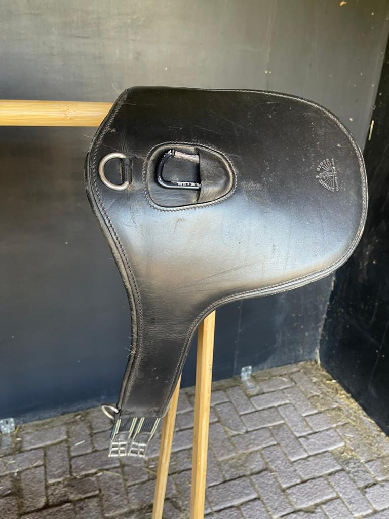 Singel spring- of vzh zadel Knight Rider 125 cm, Dieren en Toebehoren, Ophalen of Verzenden, Zo goed als nieuw, Springen