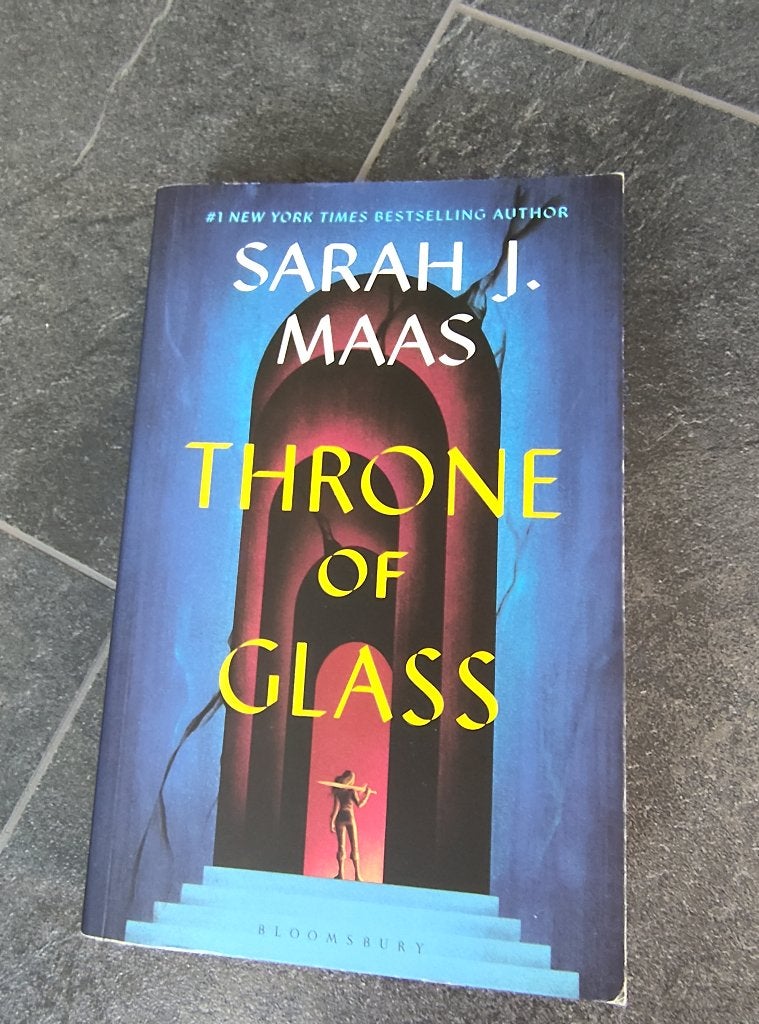 Throne of Glass paperback, Boeken, Ophalen of Verzenden, Zo goed als nieuw