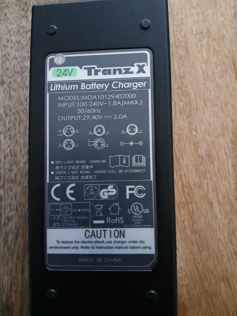 Tranz X 24V Lithium Batterijlader MDA10129402000, Fietsen en Brommers, Fietsaccessoires | Fietsaccu's, Ophalen of Verzenden, Gebruikt