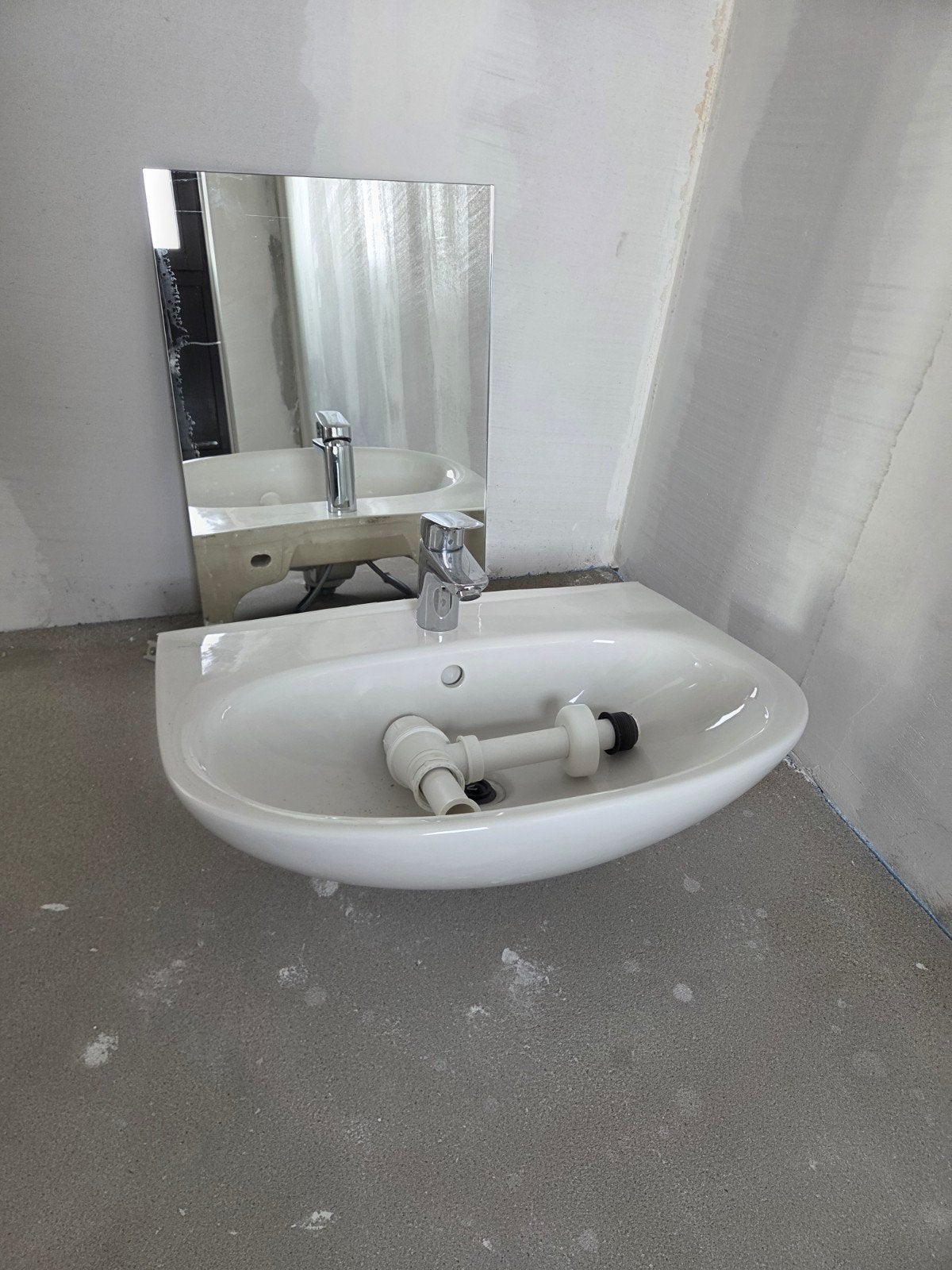 Villeroy & Boch wastafel met Hansgrohe kraan, Ophalen, Nieuw, Chroom, Wastafel