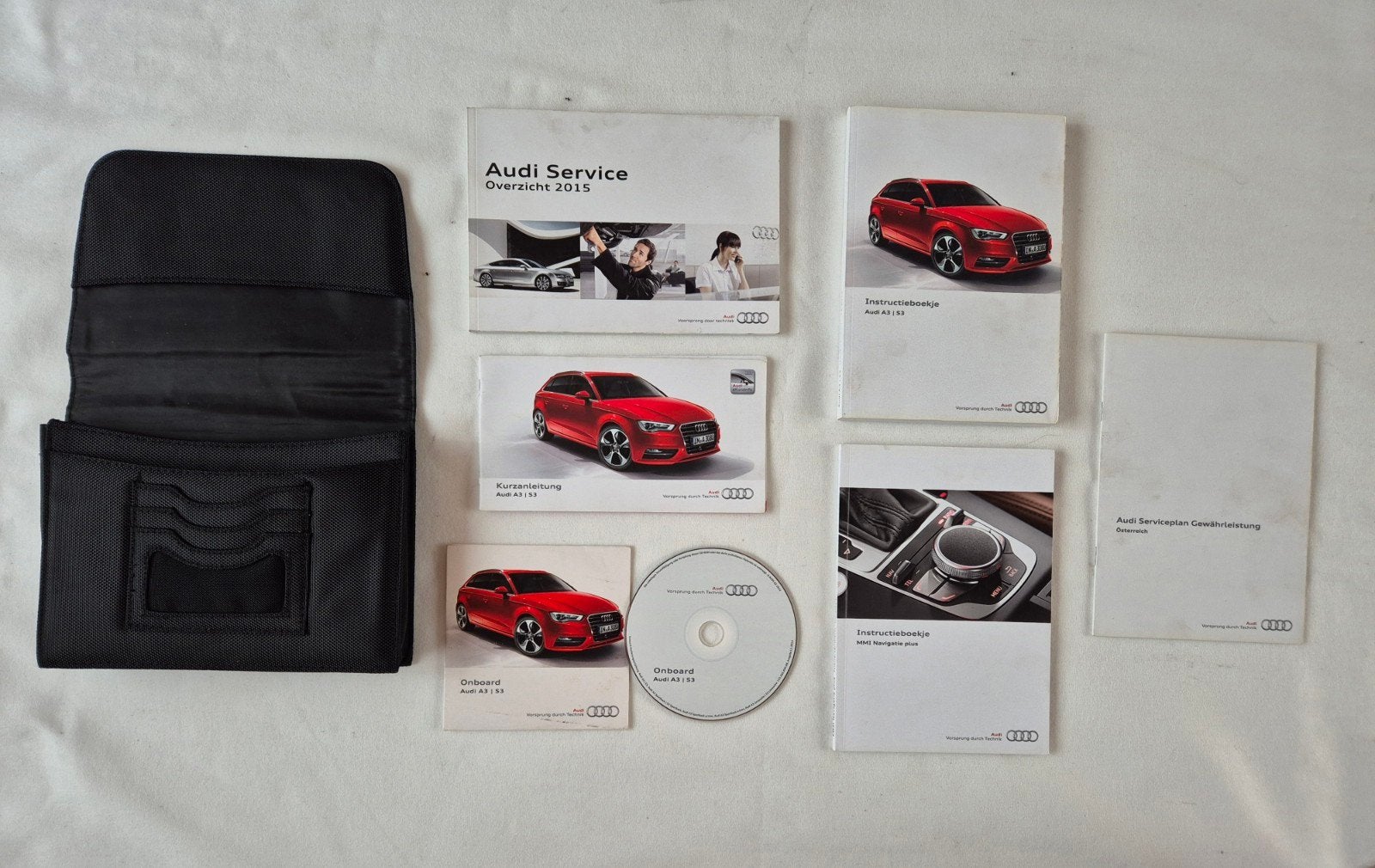 AUDI A3 S3 MAPJE EN DIVERSE HANDLEIDINGEN, Ophalen of Verzenden