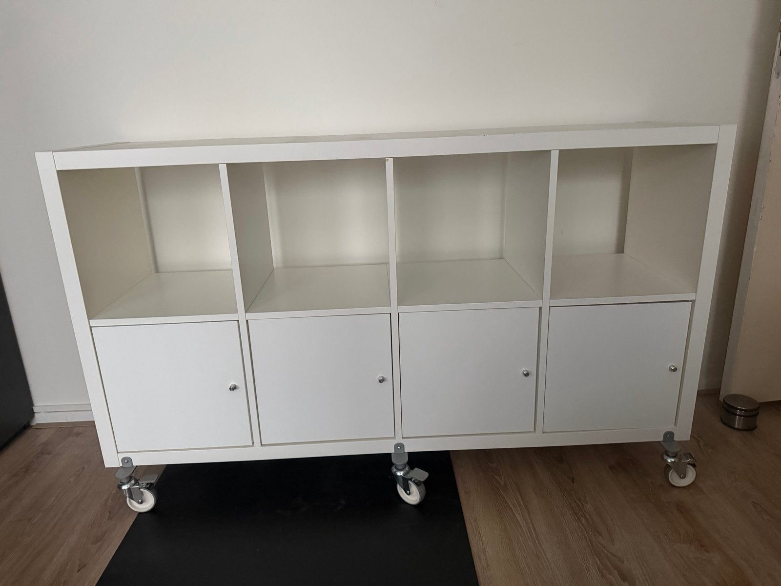 IKEA KALLAX kast met 8 vakken en wielen, Ophalen, Gebruikt