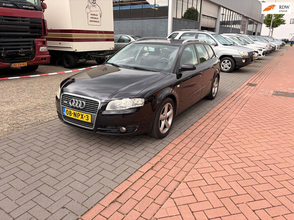Audi A4 Avant 1.8 Turbo Advance AUTOMAAT/ S-LINE/ LEES TEKST, Gebruikt, 4 cilinders, 1781 cc, Parkeersensor