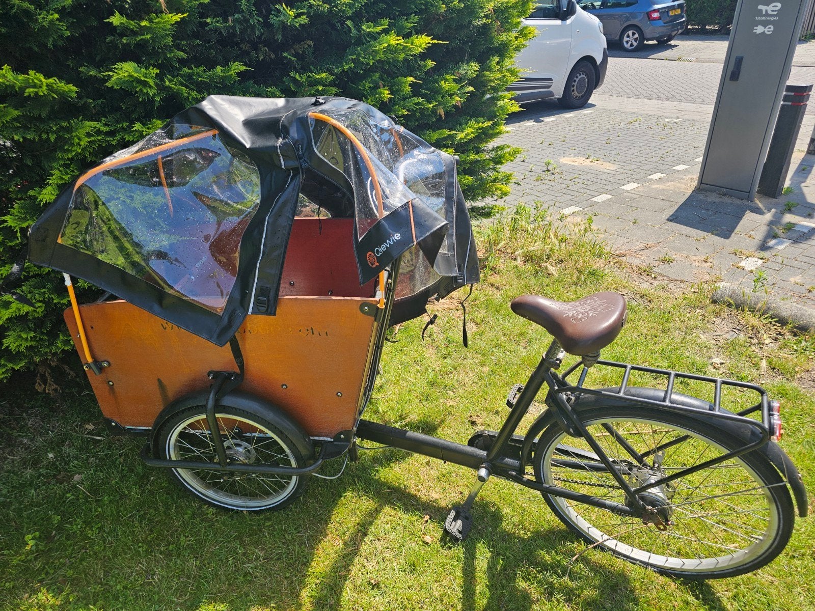 Bakfiets met huif - Ideaal voor kinderen en goederen, 4 kinderen of meer, Huif, Zo goed als nieuw, Schijfrem