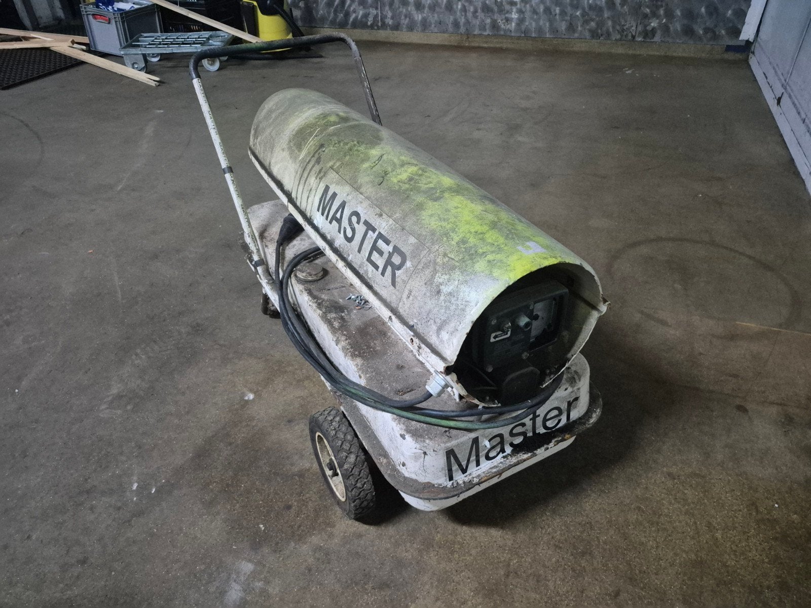 Diesel kanon groot, Ophalen, Gebruikt, Kachel