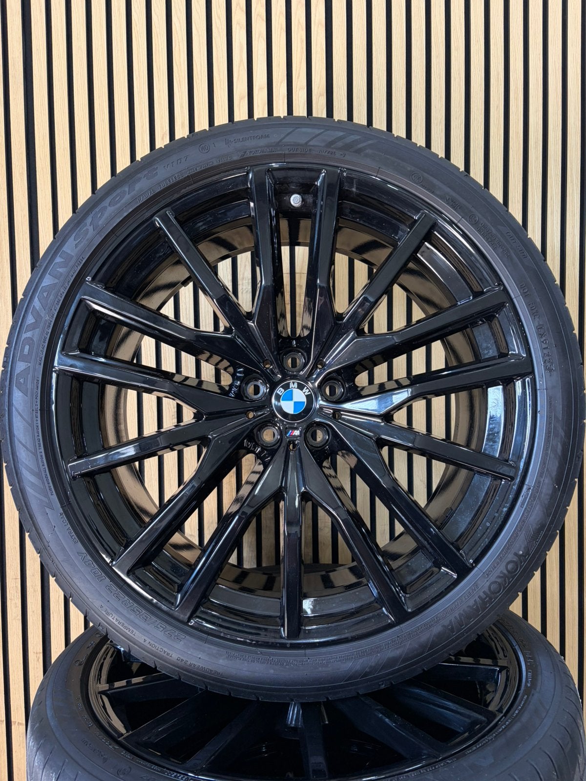 Originele 22” BMW 742M X5 X6 G05 G06 Zomerbanden Zomerset, Auto-onderdelen, Banden en Velgen, Banden en Velgen, Zomerbanden, Overige maten