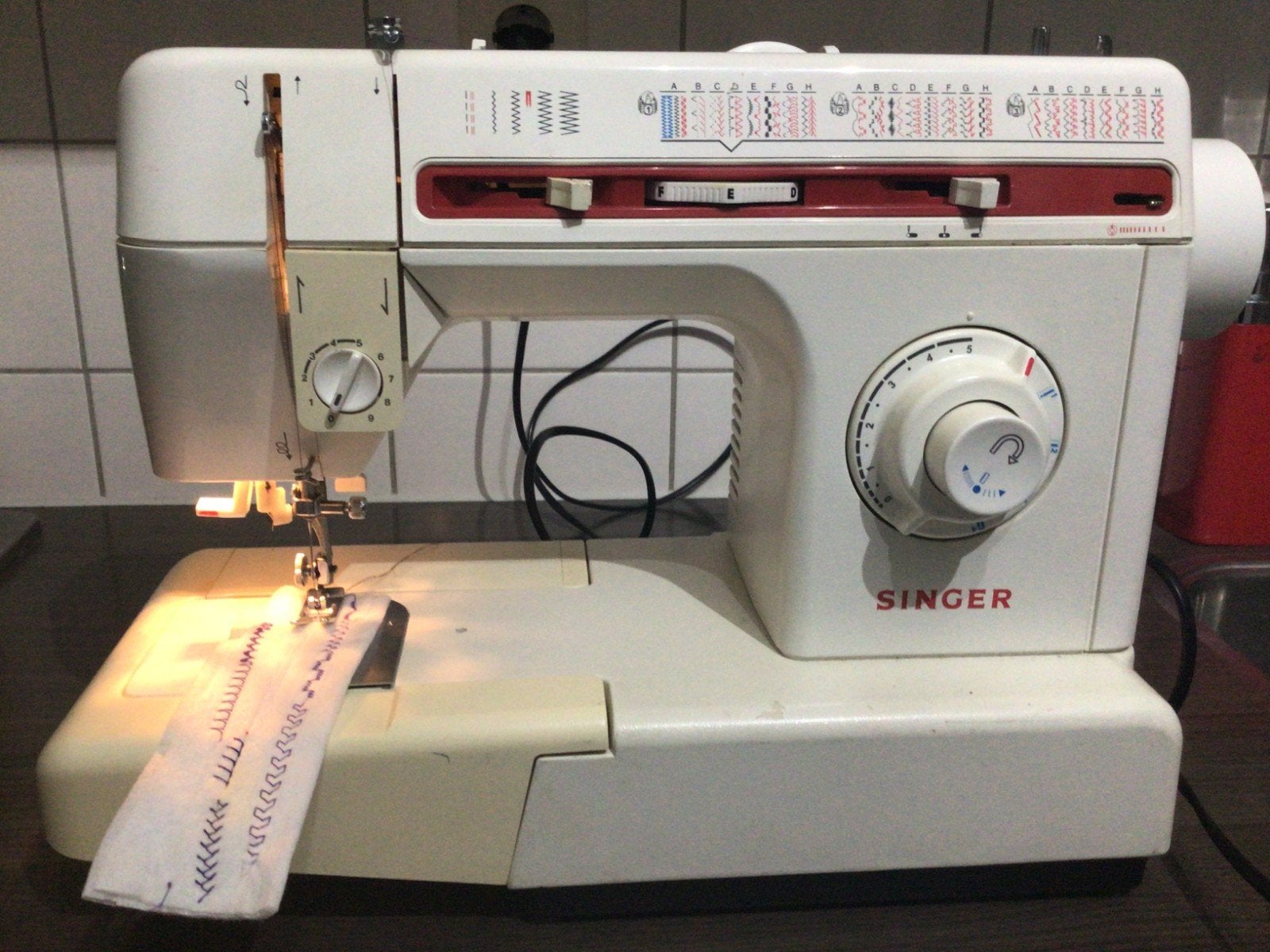 Singer naaimachine, Hobby en Vrije tijd, Ophalen, Naaimachine, Singer