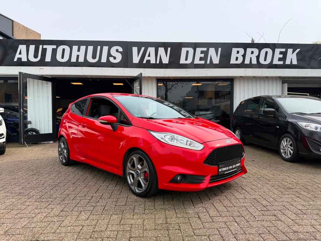 Ford Fiesta 1.6 ST2 182Pk 1e Eigenaar|Clima|Bleutooth|Stoelv, 1596 cc, 1063 kg, Gebruikt, Zwart