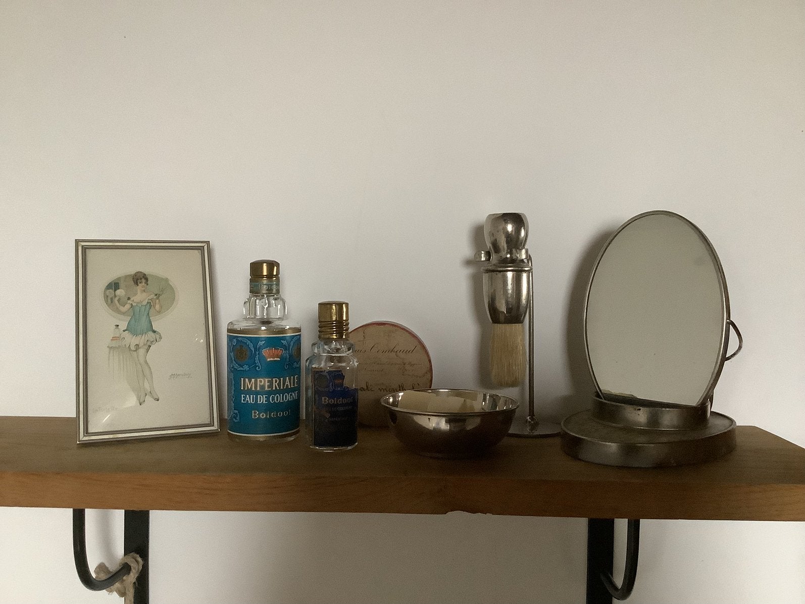 Brocante scheerspiegel, kwast, prentje, doosje, Boldoot fles, Ophalen of Verzenden