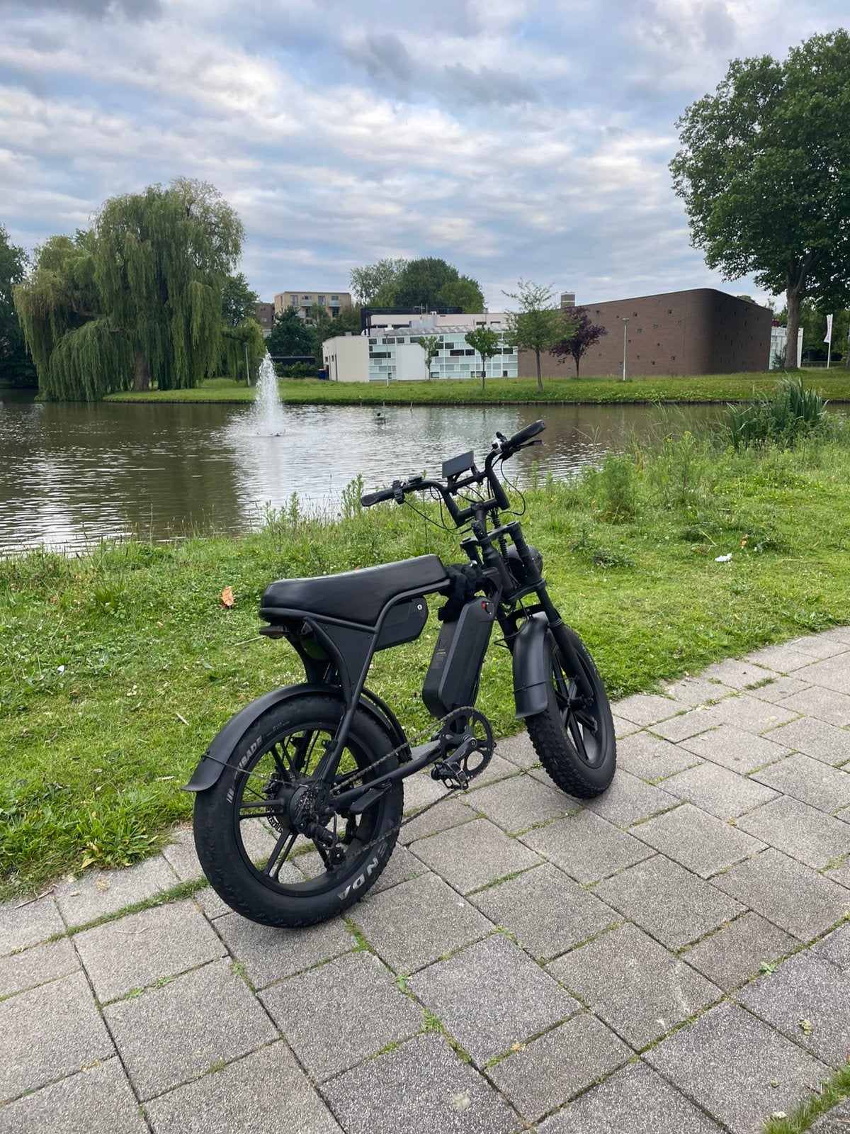 Fatbike v8 max dubbele accu, Ophalen of Verzenden, Zo goed als nieuw, Overige merken