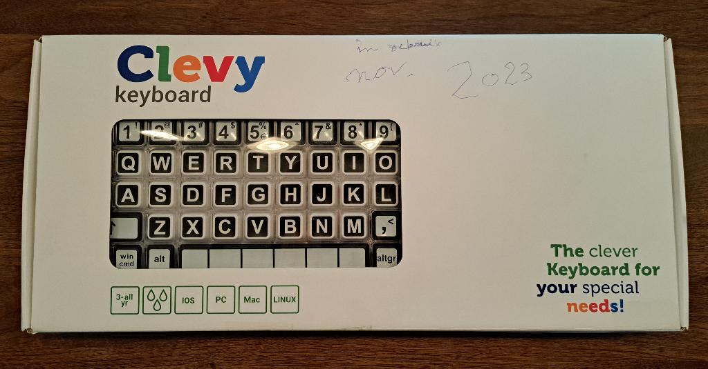 Clevy toetsenbord met grote toetsen, Computers en Software, Toetsenborden, Gebruikt, Qwerty, Bedraad, Ophalen of Verzenden