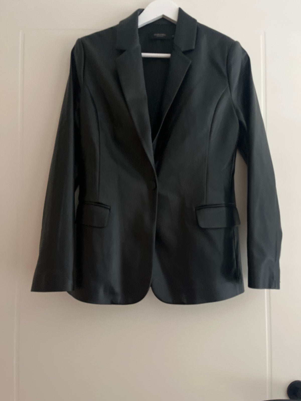 Claudia Sträter Colbert PU Leer Maat 36 - Nooit Gedragen, Kleding | Dames, Zwart, Nieuw, Ophalen of Verzenden, Jasje
