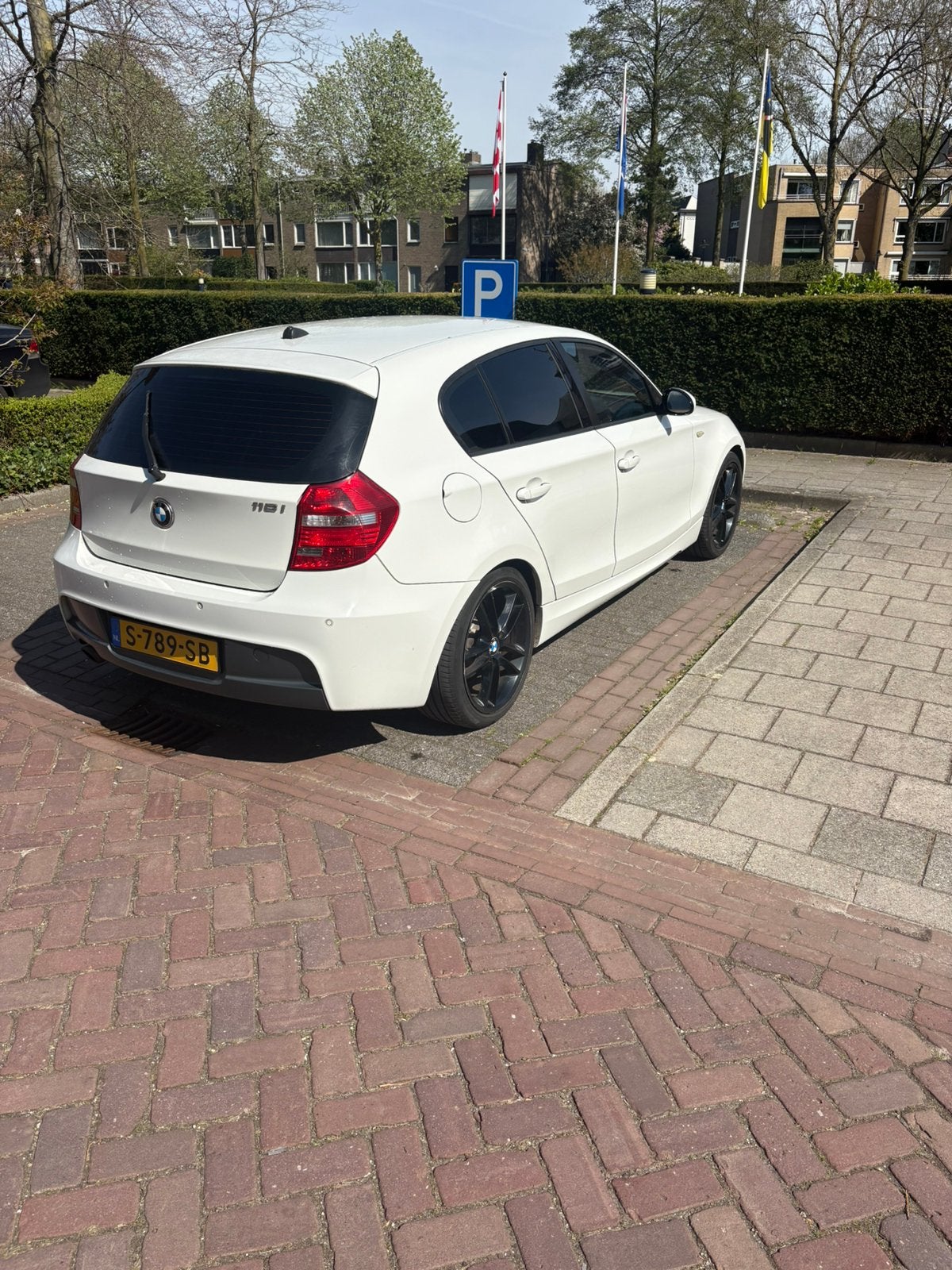 BMW 1-Serie 1.6 116I 5DR 2008 Wit, 1-Serie, Achterwielaandrijving, 1599 cc, 4 cilinders