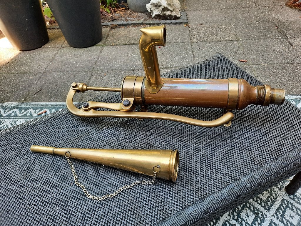 scheepspomp en misthoorn, Ophalen, Zo goed als nieuw, Kombuis en Sanitair