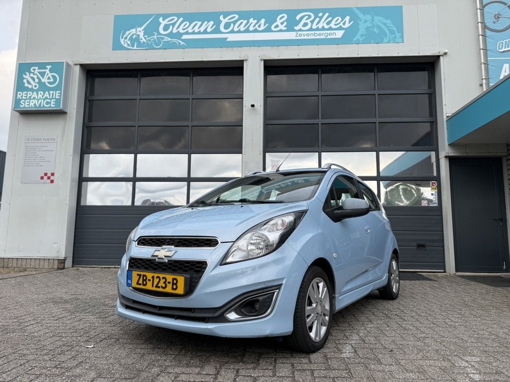 Chevrolet Spark 1.2 16V LTZ (bj 2013), Auto's, Voorwielaandrijving, Gebruikt, 31 €/maand, 4 cilinders