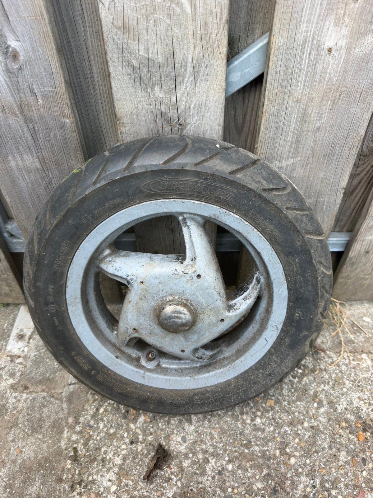 Piaggio zip type 1/2/3 achterwiel 50cc 125cc 180cc, Ophalen of Verzenden