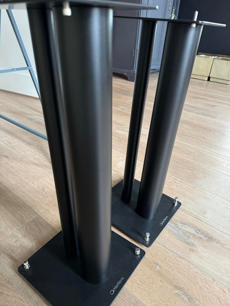 NorStone Stylum 2 Speakerstandaards - Zwart (Set van 2), Ophalen, Zo goed als nieuw