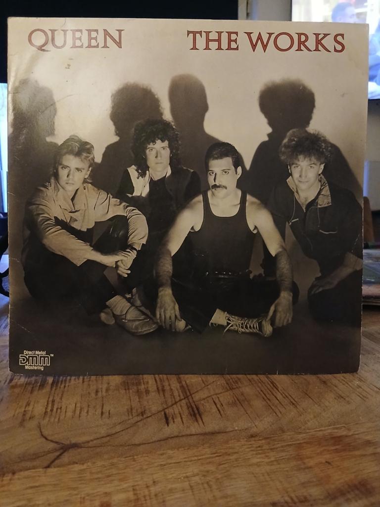 Queen - The Works LP (1984) - Originele Persing, Gebruikt, Fotohoes, 1980 - 1989, Ophalen of Verzenden