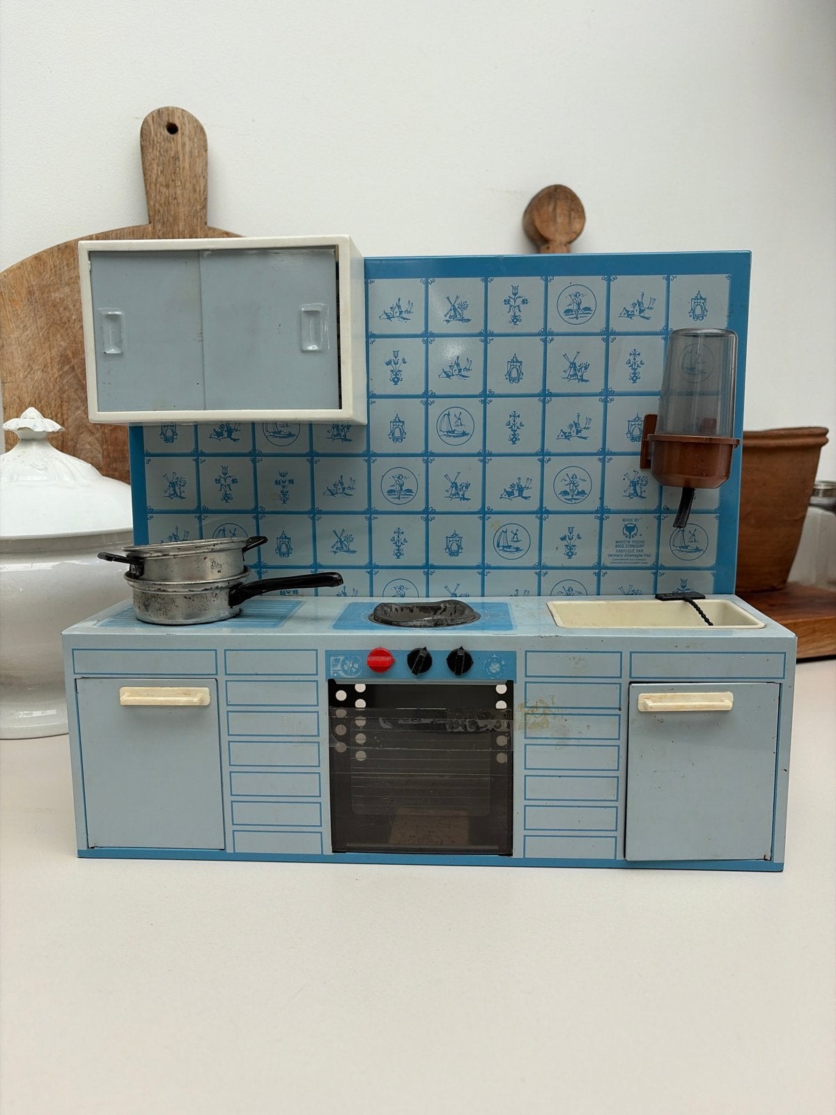 Vintage metalen speelgoedkeukentje met accessoires, Ophalen of Verzenden, Gebruikt, Jongen of Meisje