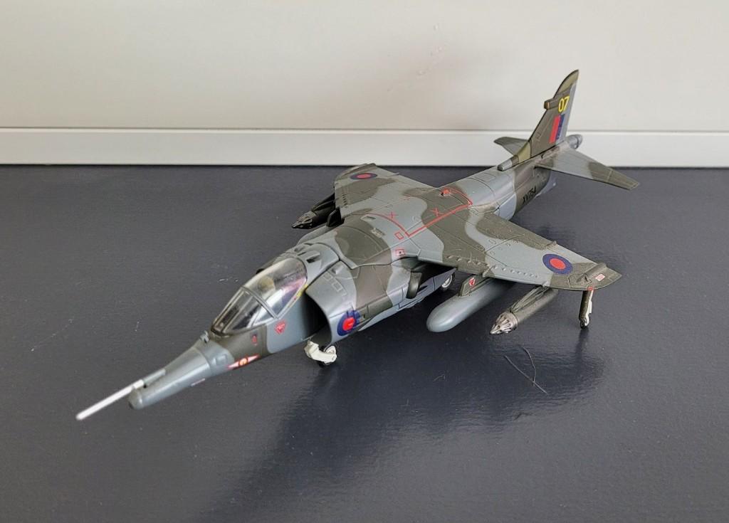 Corgi Harrier GR3 RAF schaal 1:72, Verzamelen, Luchtvaart en Vliegtuigspotten, Ophalen of Verzenden, Zo goed als nieuw, Schaalmodel