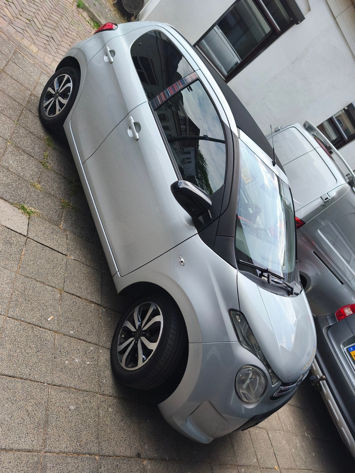 Citroën C1 1.0 E-vti 68 5-DRS 2015 Grijs, Voorwielaandrijving, 4 stoelen, C1, Origineel Nederlands