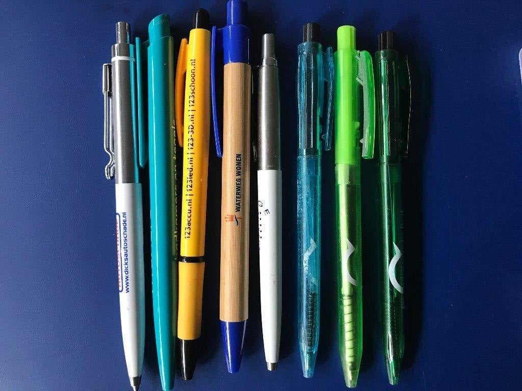 Diverse pennen set - Balpennen met reclame, Verzamelen, Overige merken, Gebruikt, Balpen, Ophalen of Verzenden