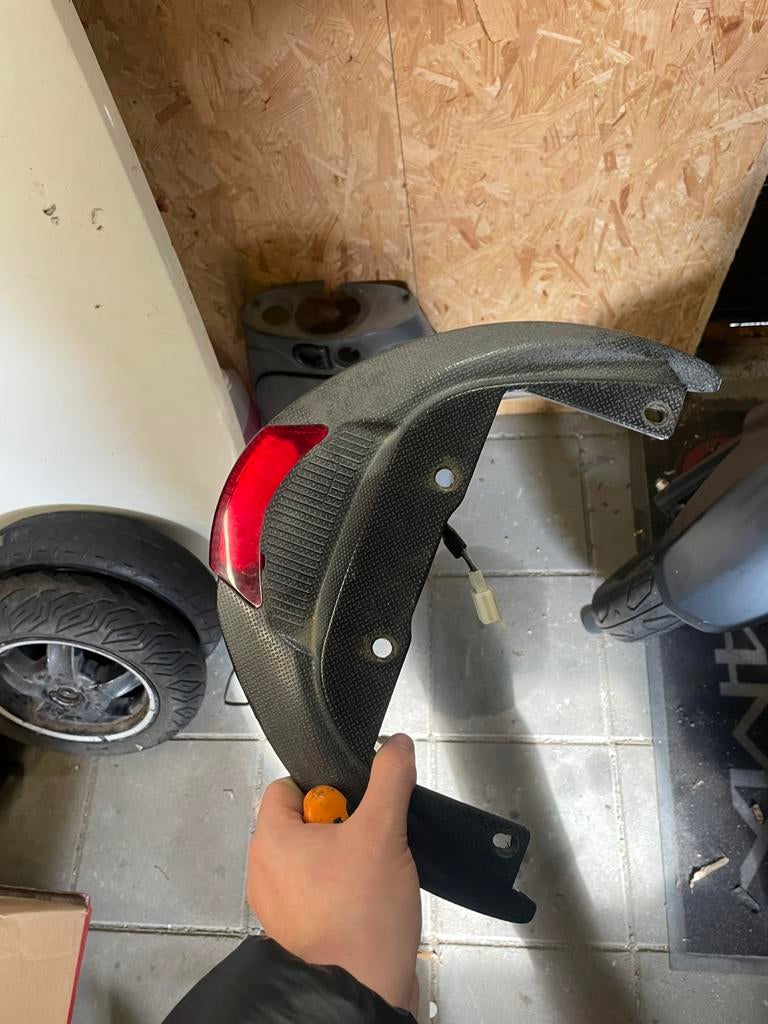 Zip spoiler, Ophalen of Verzenden, Zo goed als nieuw, Overige typen, Piaggio