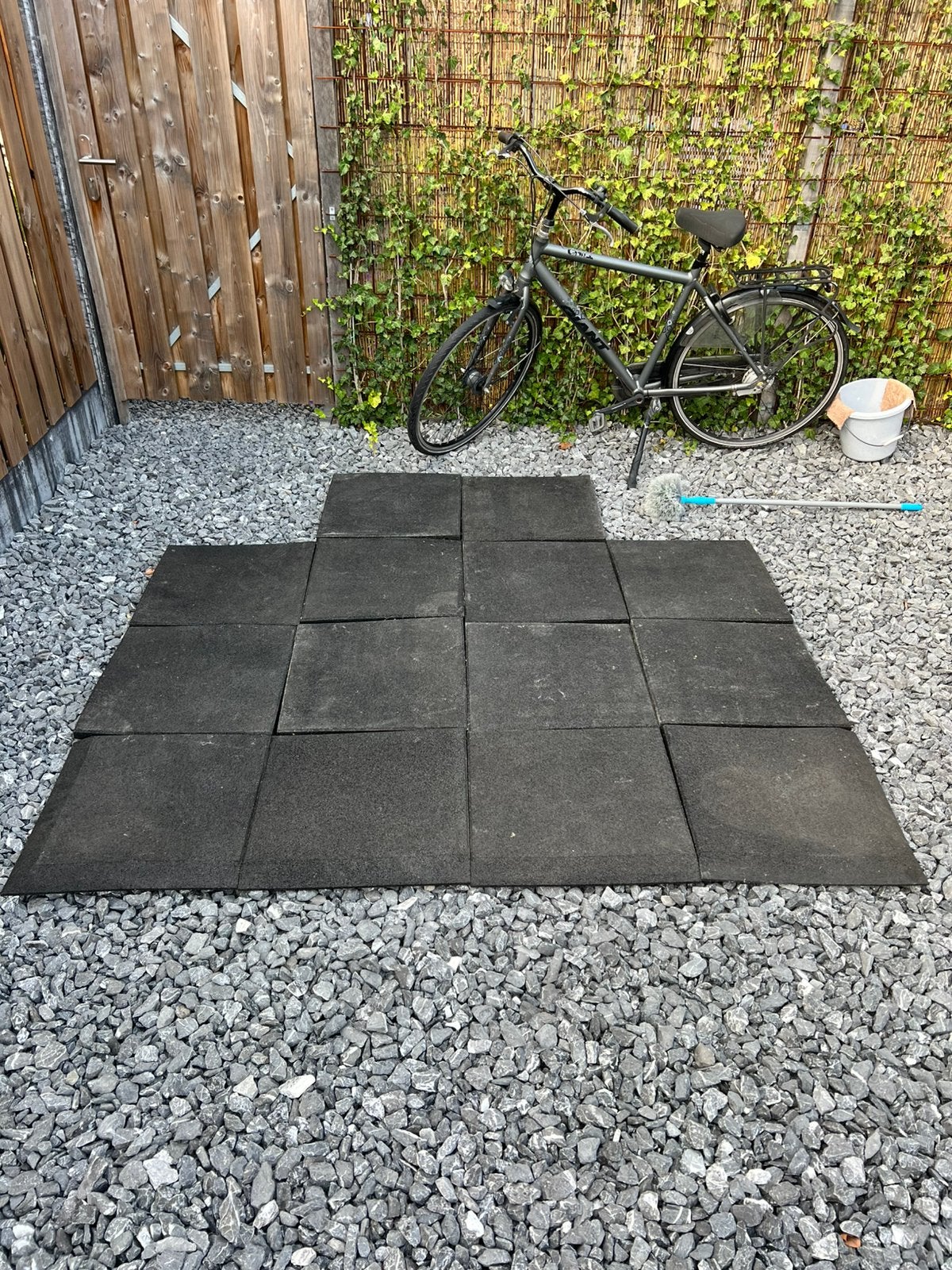 Rubberen sport/terras tegels 14x, Ophalen, Gebruikt
