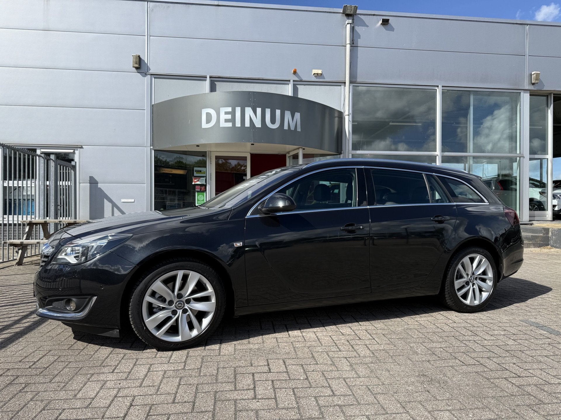 Opel Insignia Sports Tourer 1.6 Turbo Cosmo Automaat, ..! Co, Euro 5, Gebruikt, Zwart, 4 cilinders