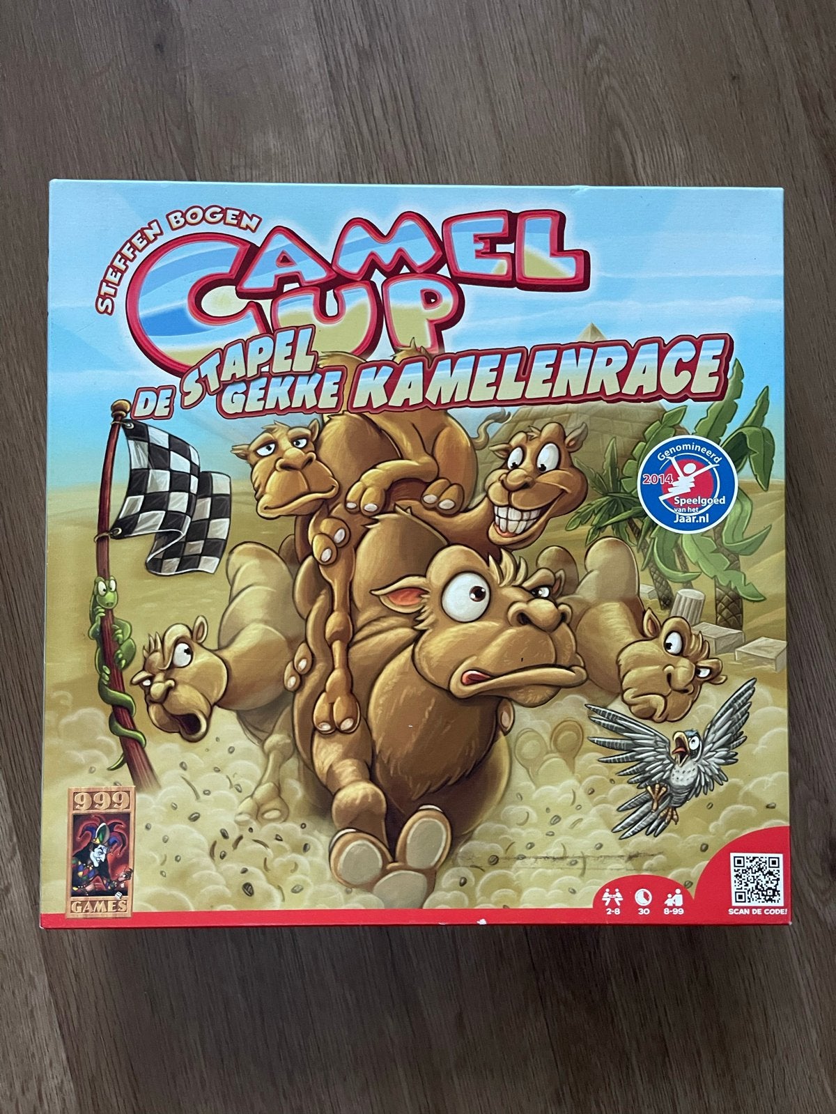 Camel Up - De stapelgekke kamelenrace! - 999 Games, Hobby en Vrije tijd, Drie of vier spelers, Ophalen of Verzenden, Gebruikt