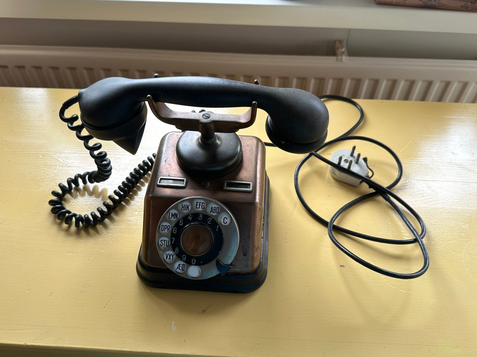 Antiek koperen telefoon, Telecommunicatie, Vaste telefoons | Niet Draadloos, Ophalen, Zo goed als nieuw