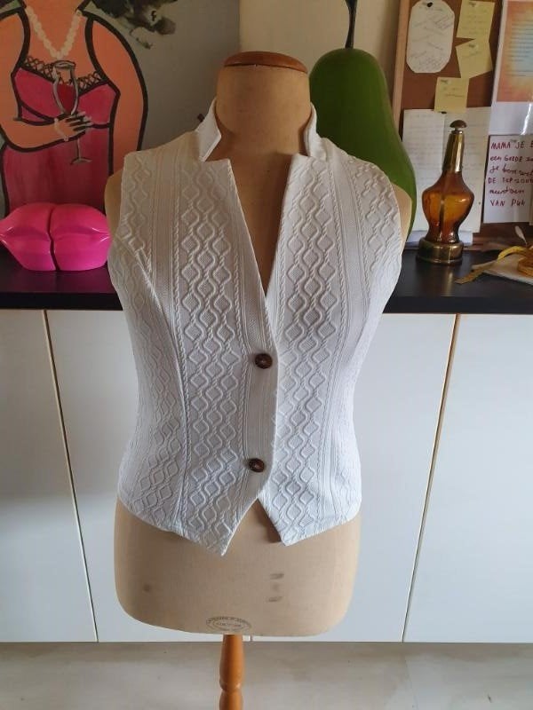 Nieuw! mooi wit gilet maat L!, Verzenden, Wit, Maat 42/44 (L), Nieuw