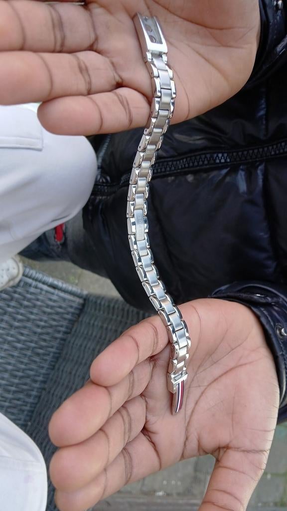Stalen Armband met Tommy Hilfiger details, Sieraden, Tassen en Uiterlijk, Armbanden, Ophalen of Verzenden, Zo goed als nieuw, Zilver
