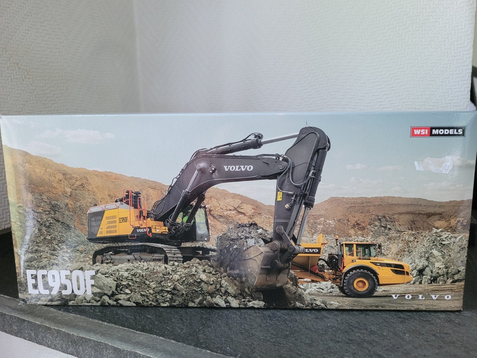 Volvo ec 950F WSI, Ophalen of Verzenden, Zo goed als nieuw, Bus of Vrachtwagen, Wsi