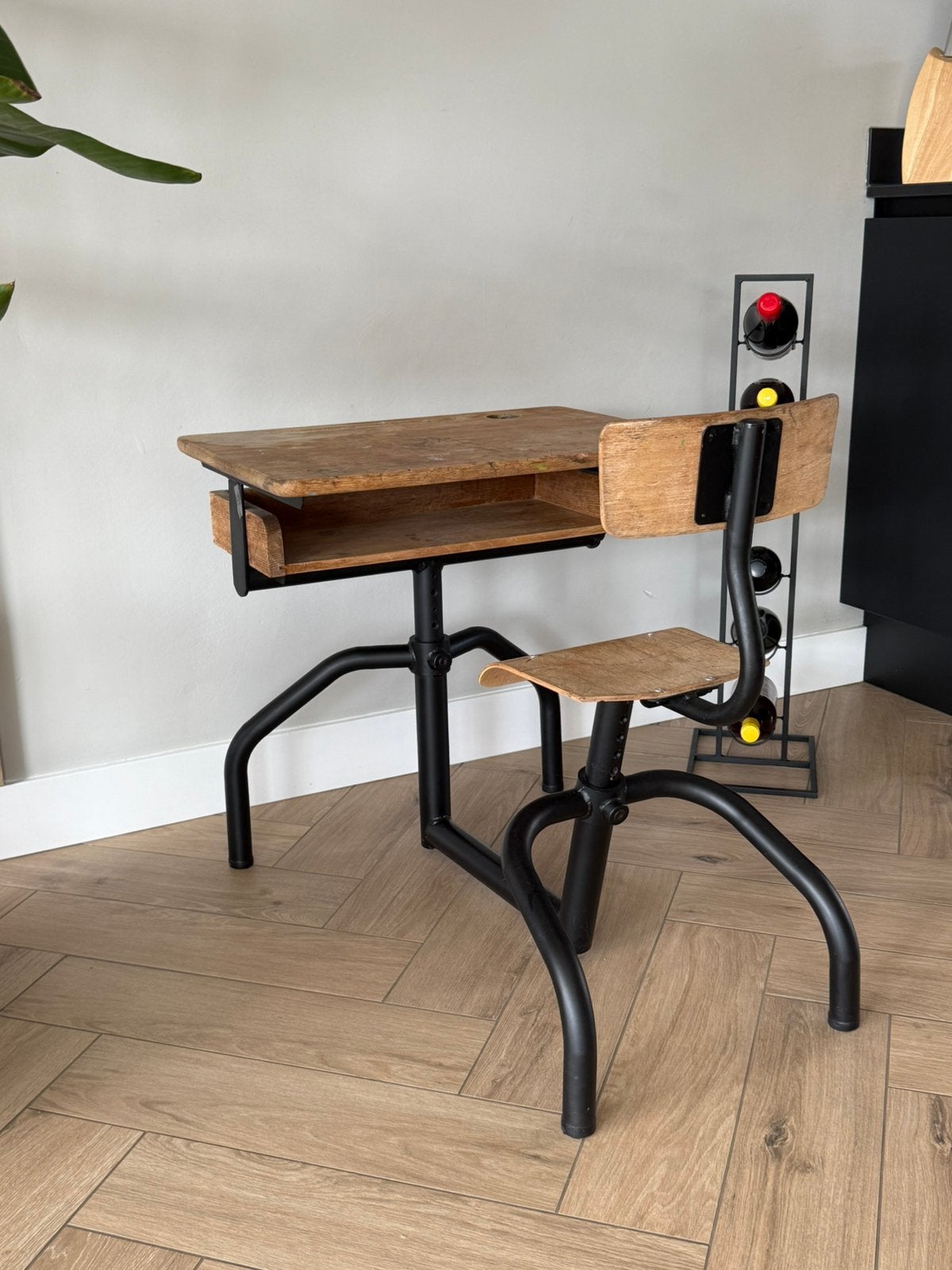 Vintage Schoolbank Bureautje Kind - In Hoogte Verstelbaar, Huis en Inrichting, Bureaus, Ophalen